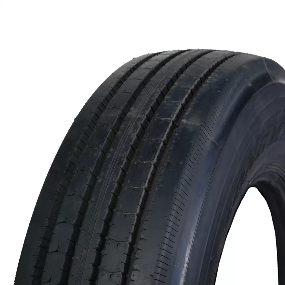 Грузовая шина 295/80 R22,5 Long March LM-216 18PR в Чебаркуле