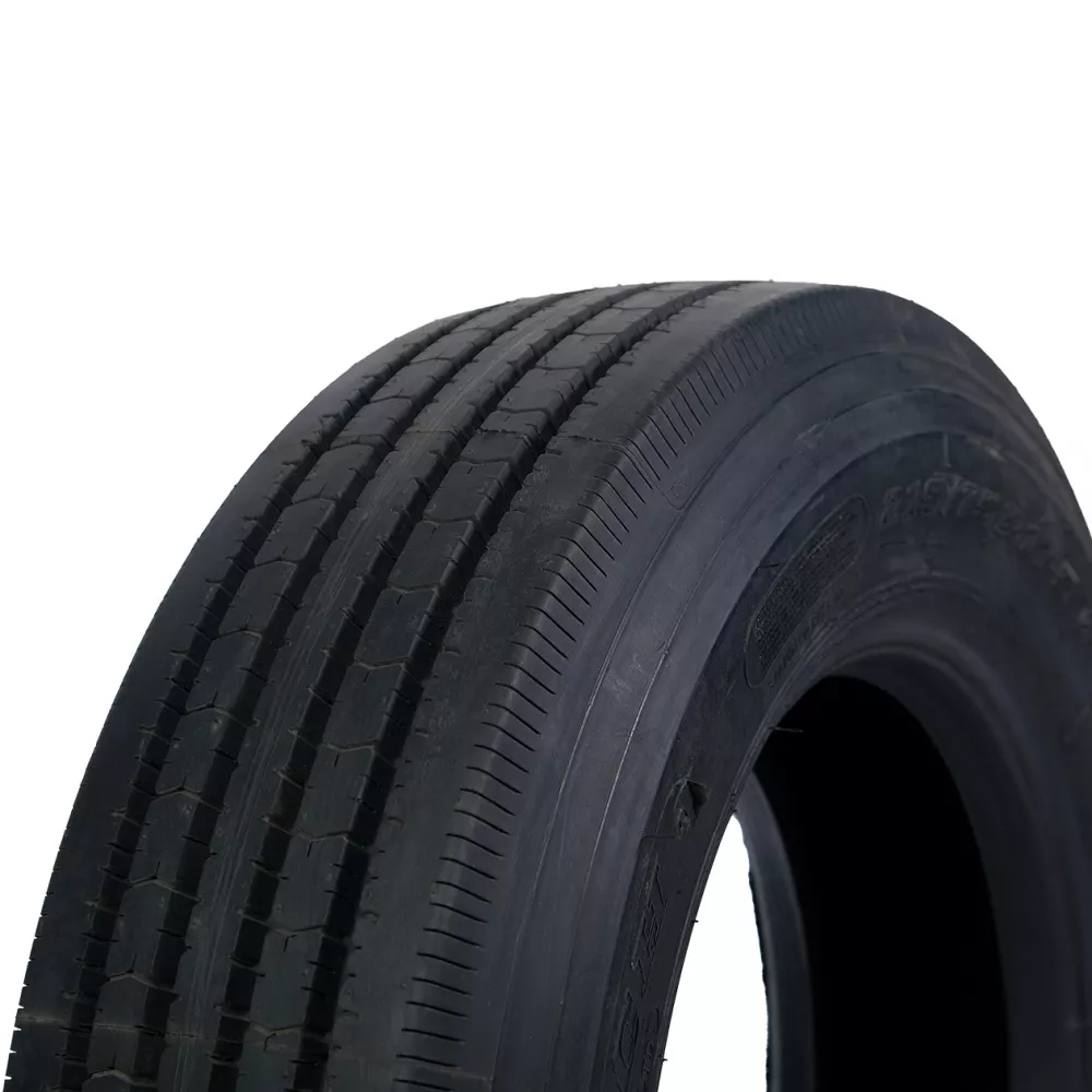 Грузовая шина 215/75 R17,5 Long March LM-216 16PR в Чебаркуле