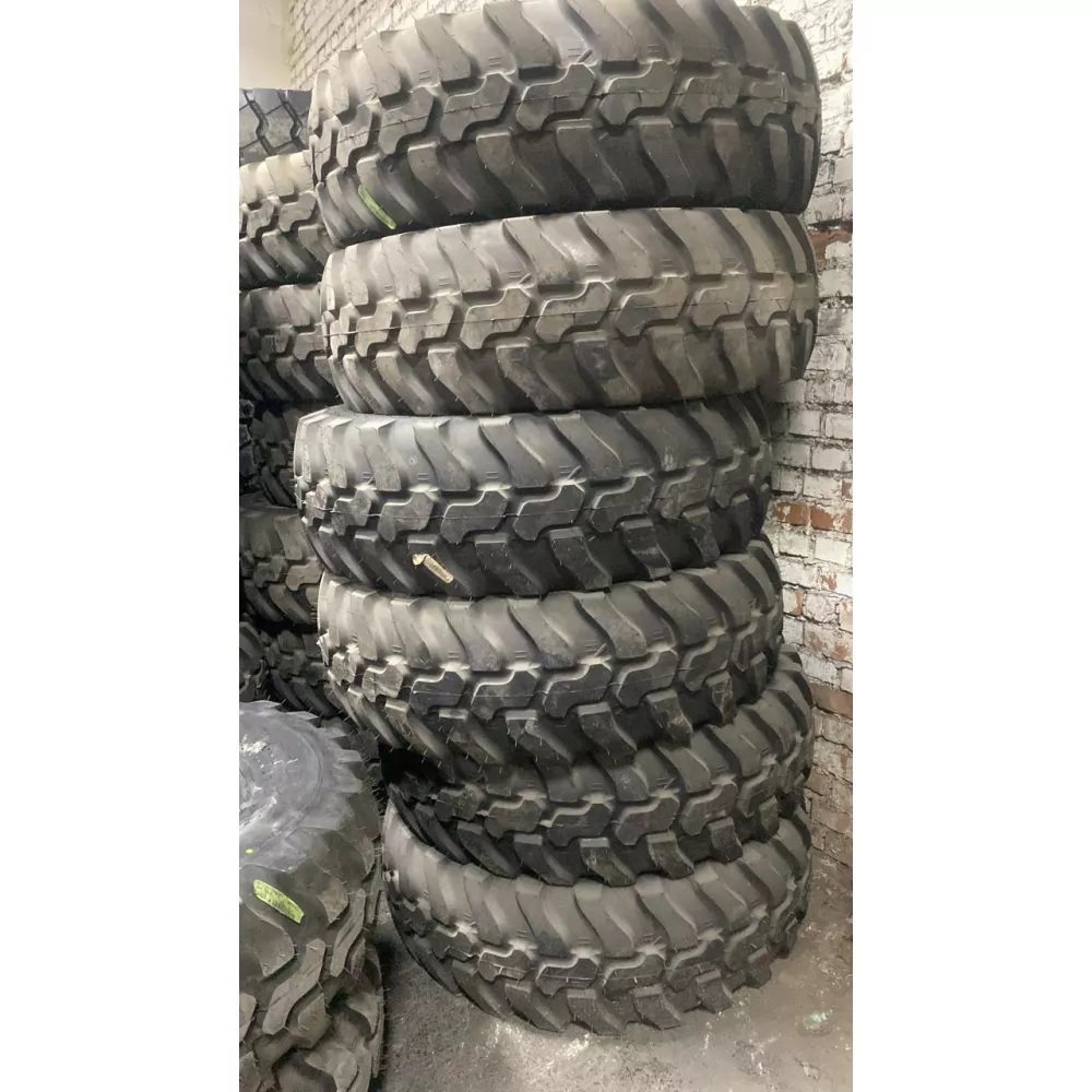 Спецшина 405/70/24 Dunlop sp t9  в Чебаркуле